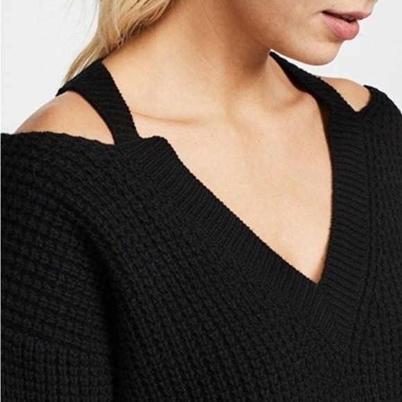Monrow Slash Cold Shoulder Knit Sweater • Sz L - Picture 2 of 16